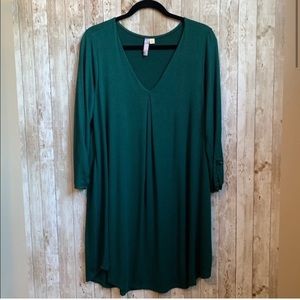 💗3/$30💗 Evergreen 3/4 Sleeve V-Neck Mini Dress